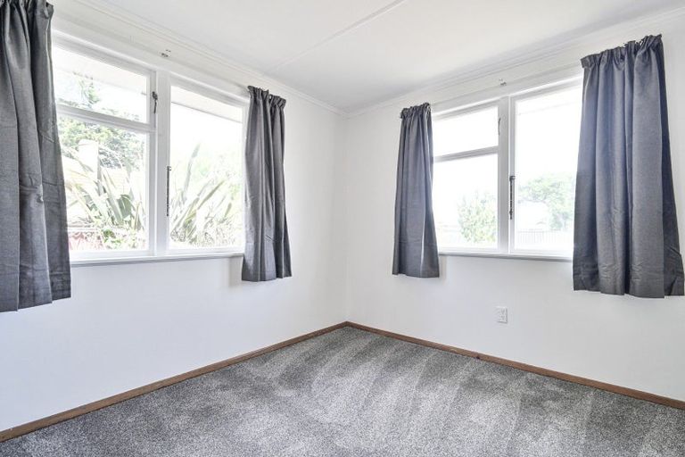 Photo of property in 4 Bristol Crescent, Flaxmere, Hastings, 4120