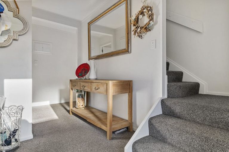 Photo of property in 403 Harbour View Road, Whangamata, 3620