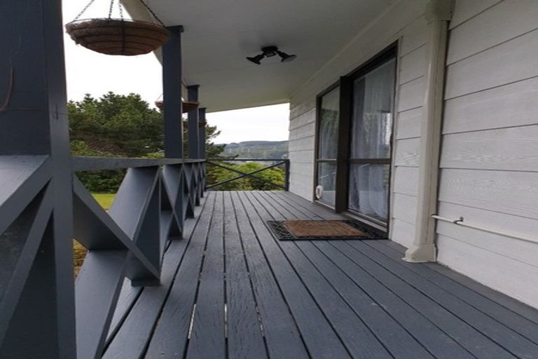 Photo of property in 7 Whitechapel Grove, Stokes Valley, Lower Hutt, 5019