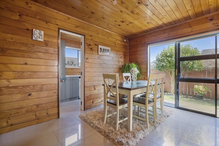 Photo of property in 142 Parklands Avenue, Bell Block, New Plymouth, 4312