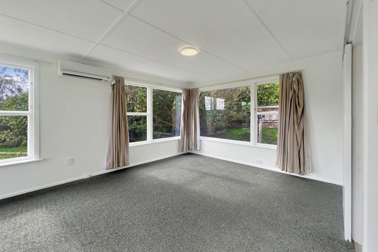 Photo of property in 10a Bull Avenue, Wainuiomata, Lower Hutt, 5014