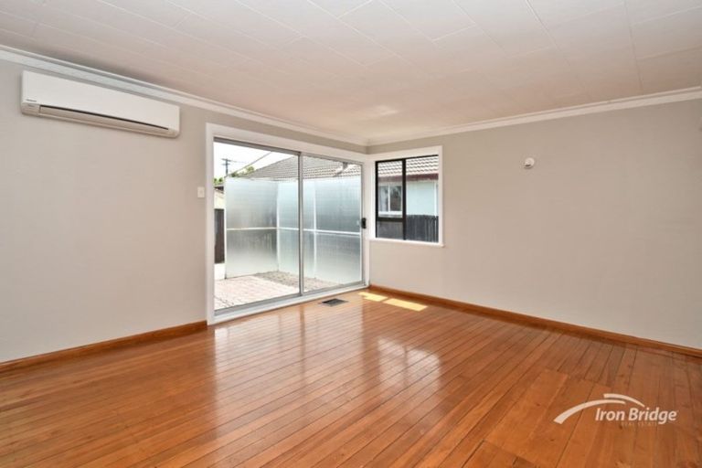 Photo of property in 19 Belfield Street, Dallington, Christchurch, 8061