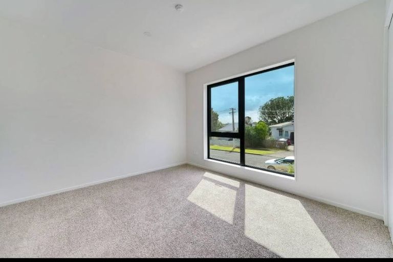 Photo of property in 5/20a Cleek Road, Mangere East, Auckland, 2024