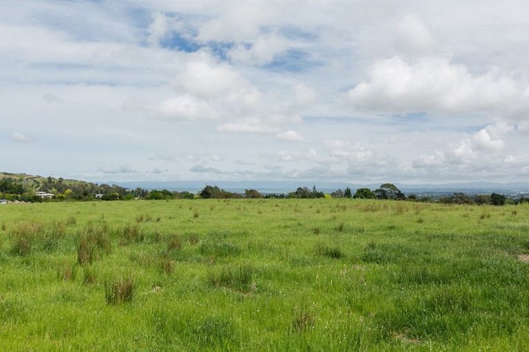 Photo of property in 13 Kempton Park Lane, Havelock North, 4130