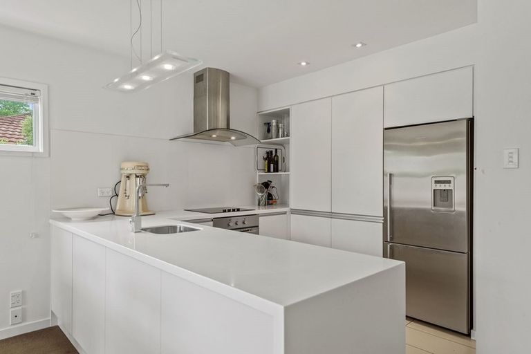 Photo of property in 1/58 Office Road, Merivale, Christchurch, 8014