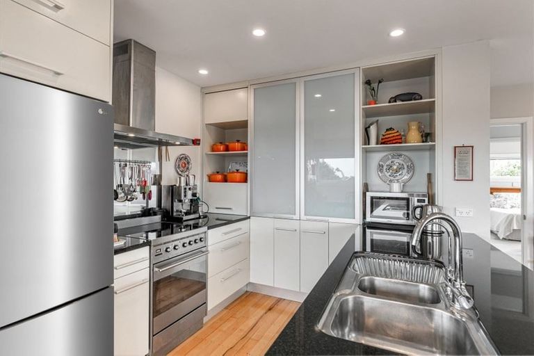 Photo of property in 2/17 Rangitira Avenue, Takapuna, Auckland, 0622