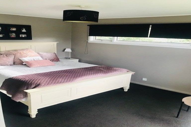 Photo of property in 268 Main North Road, Redwood, Christchurch, 8051