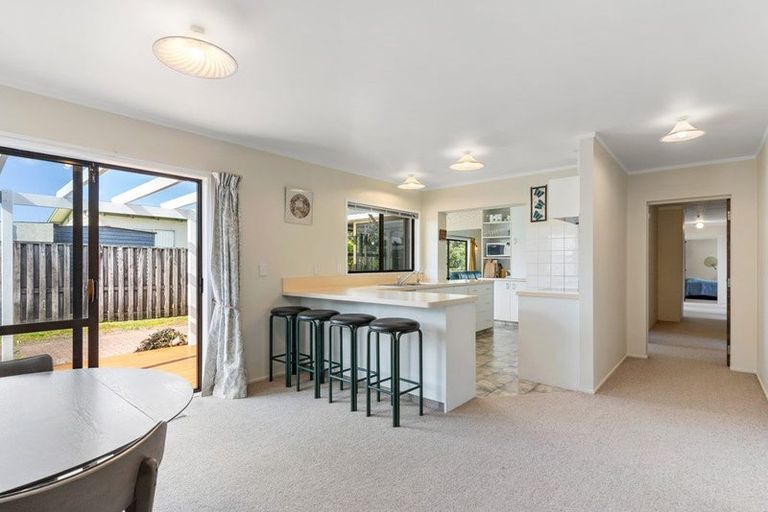 Photo of property in 115 Linton Crescent, Whangamata, 3620