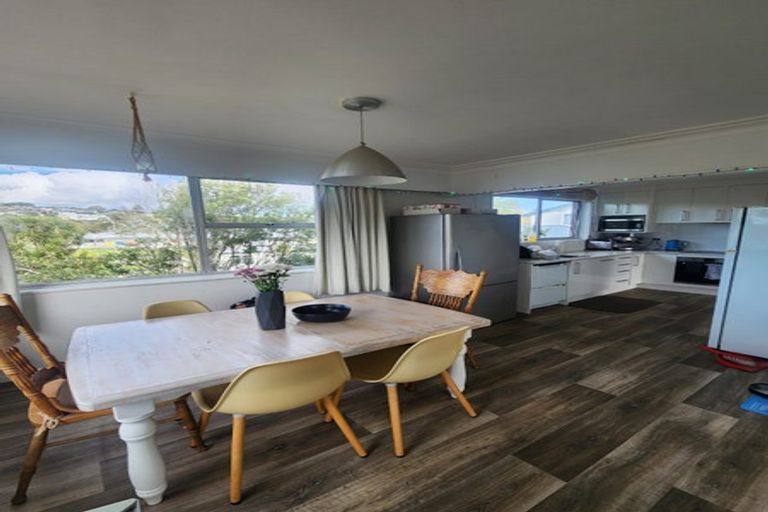 Photo of property in 1/68 Eban Avenue, Hillcrest, Auckland, 0627