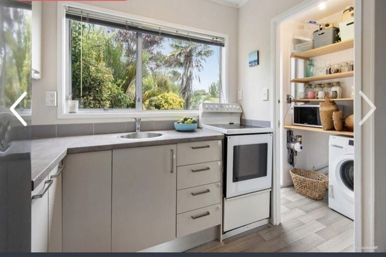 Photo of property in 7/106 West Coast Road, Glen Eden, Auckland, 0602