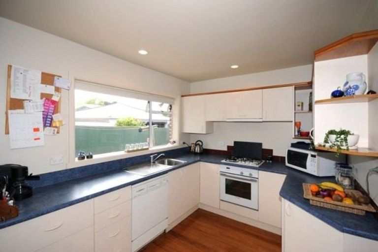 Photo of property in 30 Raxworthy Street, Ilam, Christchurch, 8041
