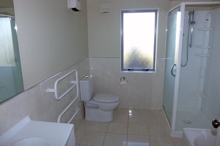 Photo of property in 16 Lighthouse Road, Bluff Hill, Napier, 4110