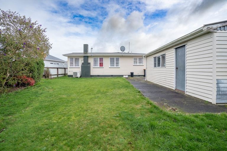 Photo of property in 140 Limbrick Street, Terrace End, Palmerston North, 4410