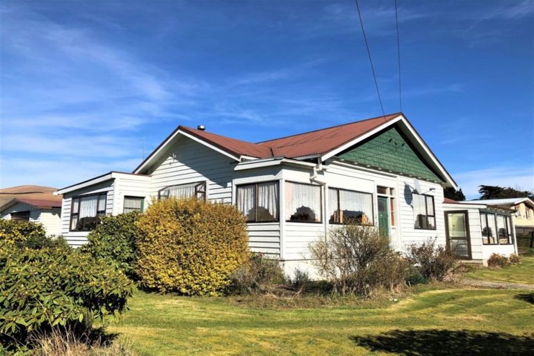 Photo of property in 83 Main Road, Clinton, 9534