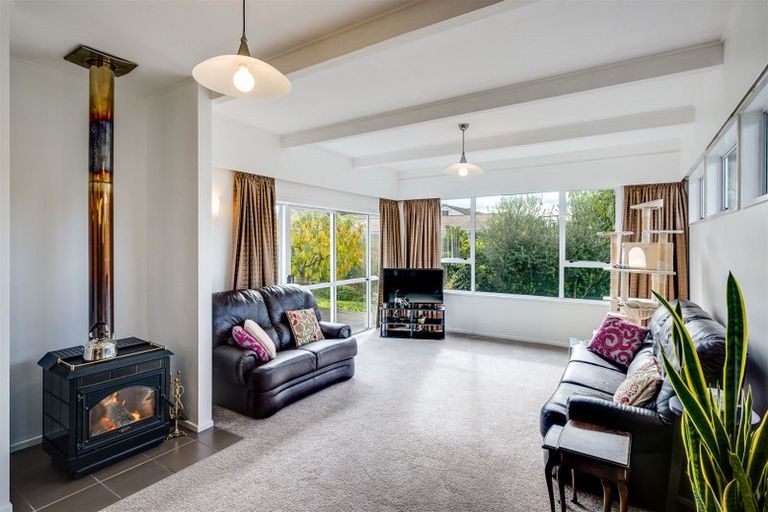 Photo of property in 5a Travis Street, Taradale, Napier, 4112