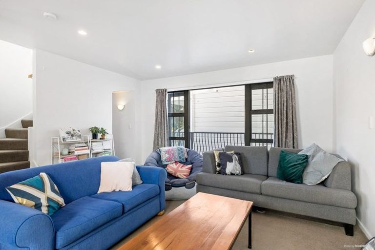 Photo of property in 1/142 Ghuznee Street, Te Aro, Wellington, 6011