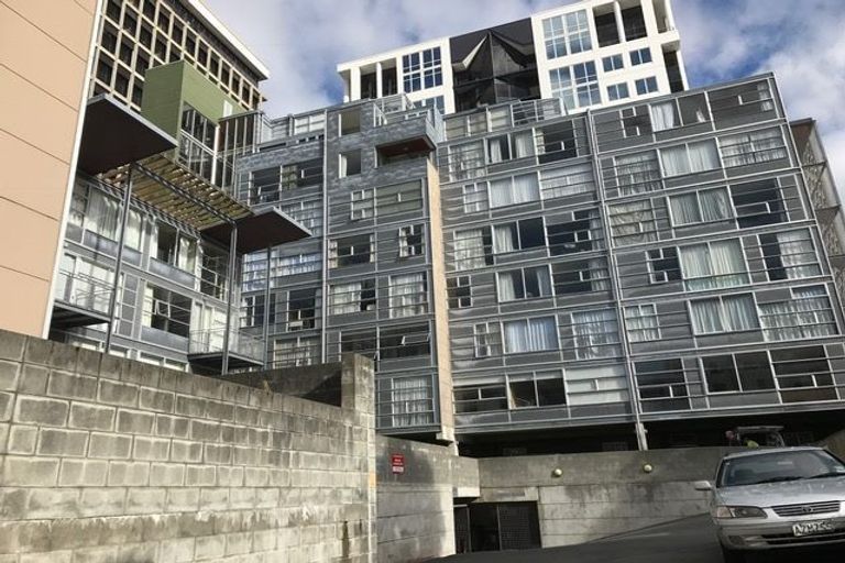 Photo of property in St Pauls Apartments, 9/43 Mulgrave Street, Thorndon, Wellington, 6011