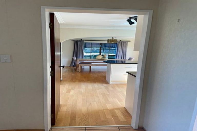 Photo of property in 1 Tudor Court, Paraparaumu Beach, Paraparaumu, 5032