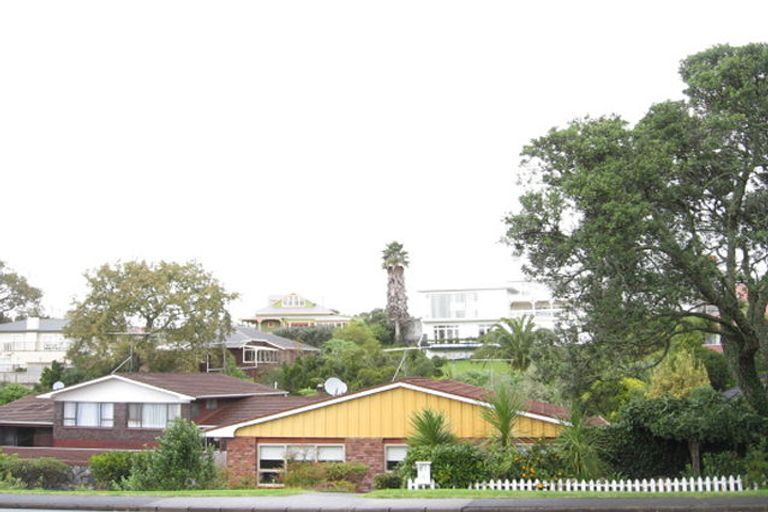 Photo of property in 3/83 Uxbridge Road, Cockle Bay, Auckland, 2014