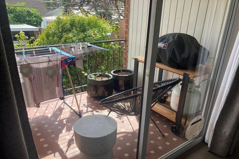 Photo of property in 17/83 Lake Road, Devonport, Auckland, 0622