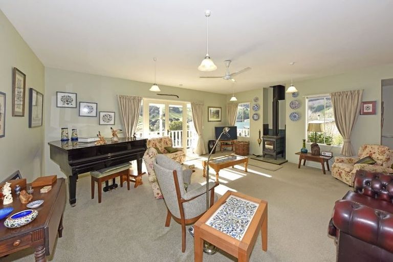 Photo of property in 8 Kotlowski Road, Takamatua, Akaroa, 7581