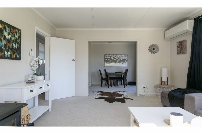Photo of property in 34 Maire Street, Wairakei, Taupo, 3332