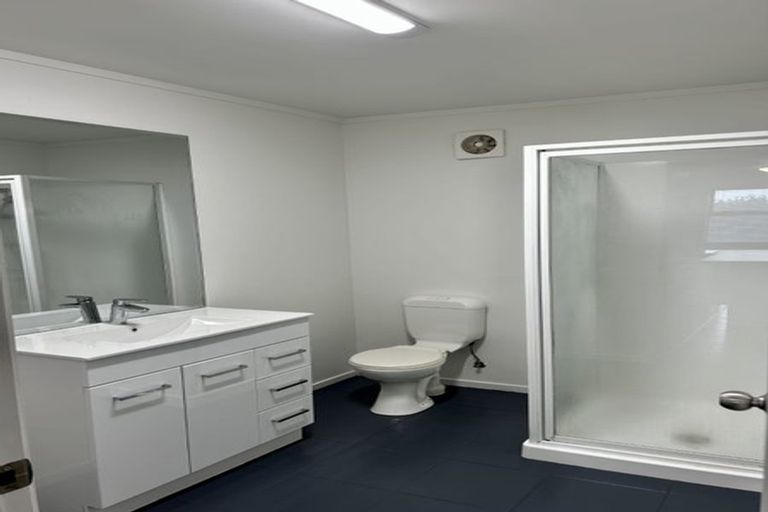 Photo of property in 9 Ramoana Mews, Shelly Park, Auckland, 2014