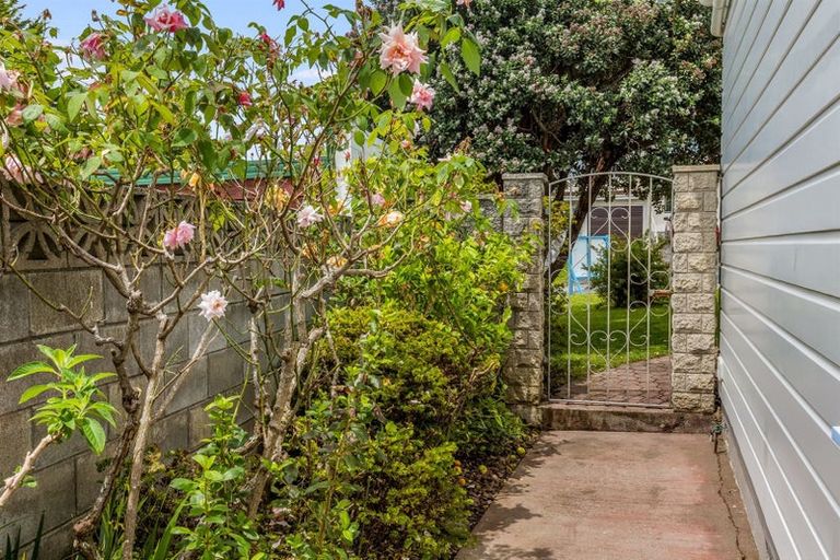 Photo of property in 4 Mervyn Place, Plimmerton, Porirua, 5026