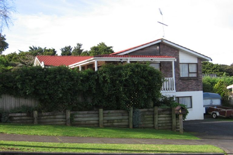 Photo of property in 4 Cantua Close, Totara Heights, Auckland, 2105