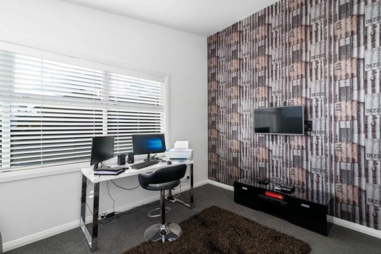 Photo of property in 155 Victory Drive, Wharewaka, Taupo, 3330