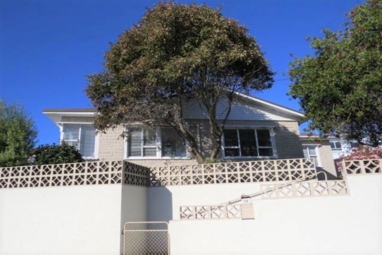 Photo of property in 35 Breakwater Road, Moturoa, New Plymouth, 4310