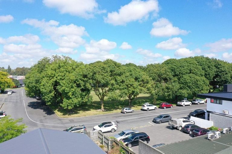 Photo of property in 17 Mona Square, Ashburton, 7700