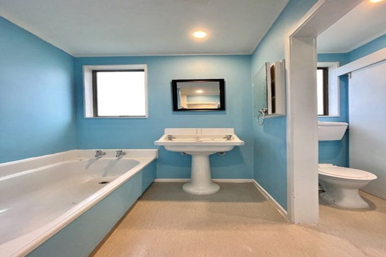 Photo of property in 53 Wallace Street, Featherston, 5710