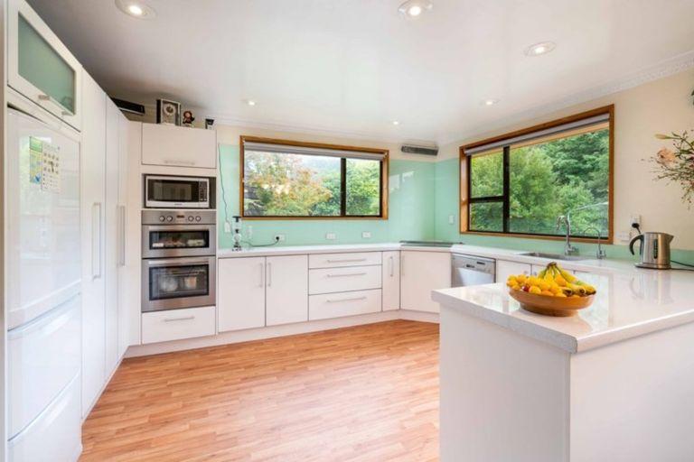 Photo of property in 54 Glenross Street, Glenross, Dunedin, 9011