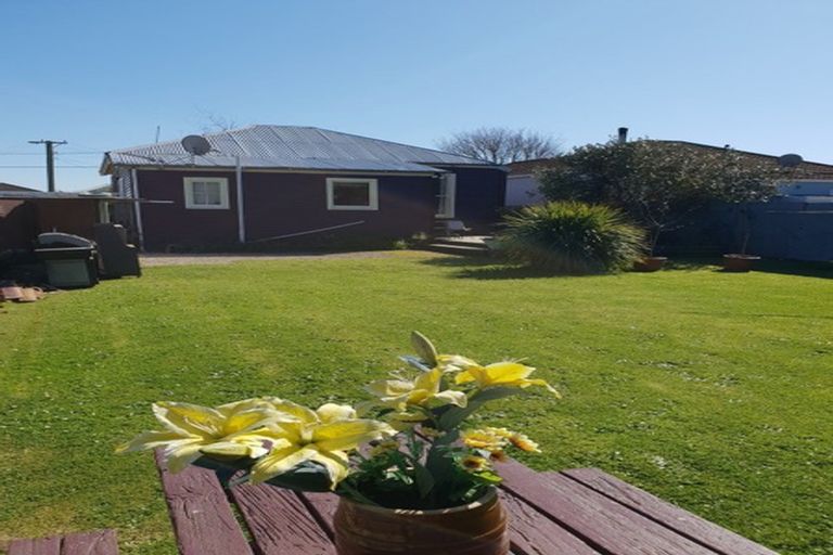 Photo of property in 36 Olliviers Road, Phillipstown, Christchurch, 8011