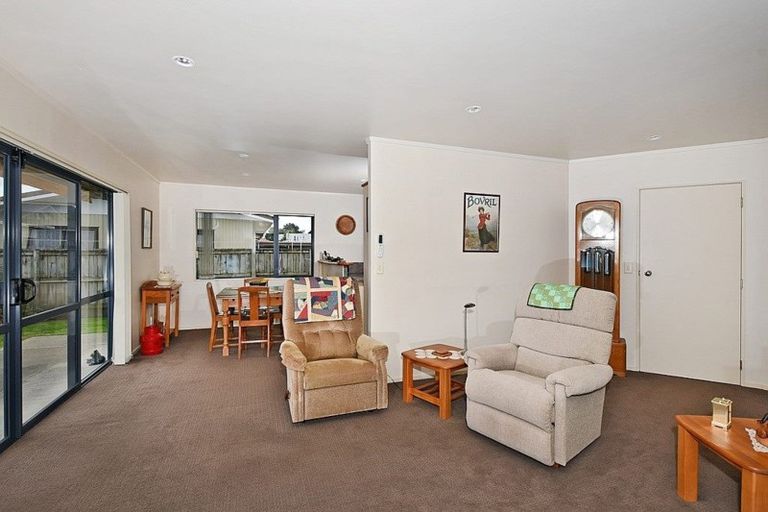 Photo of property in 21b Mair Street, Regent, Whangarei, 0112