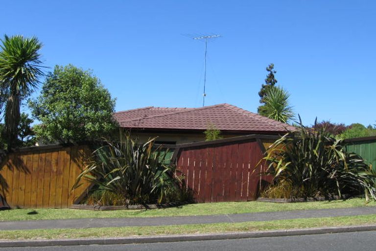 Photo of property in 36 Cranston Street, Torbay, Auckland, 0632