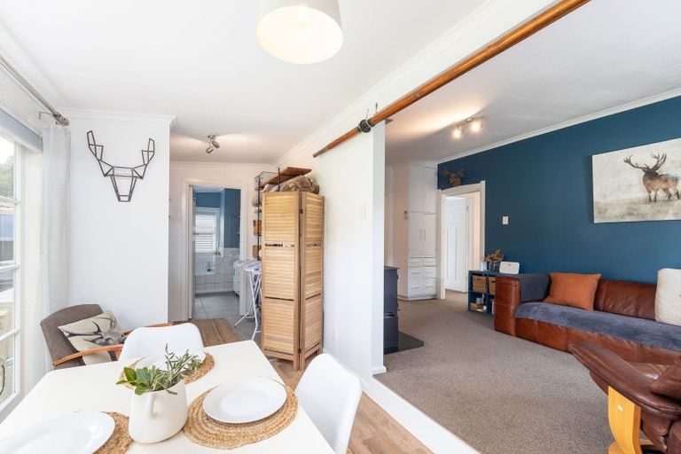 Photo of property in 21a Korau Grove, Stokes Valley, Lower Hutt, 5019