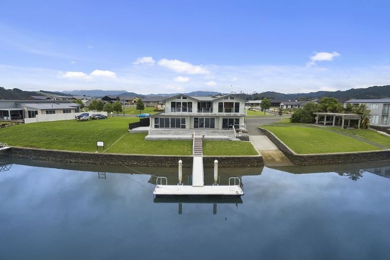 Photo of property in 7 Leeward Drive, Whitianga, 3510