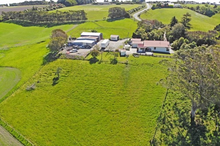 Photo of property in 52 James Road, Halcombe, Feilding, 4779