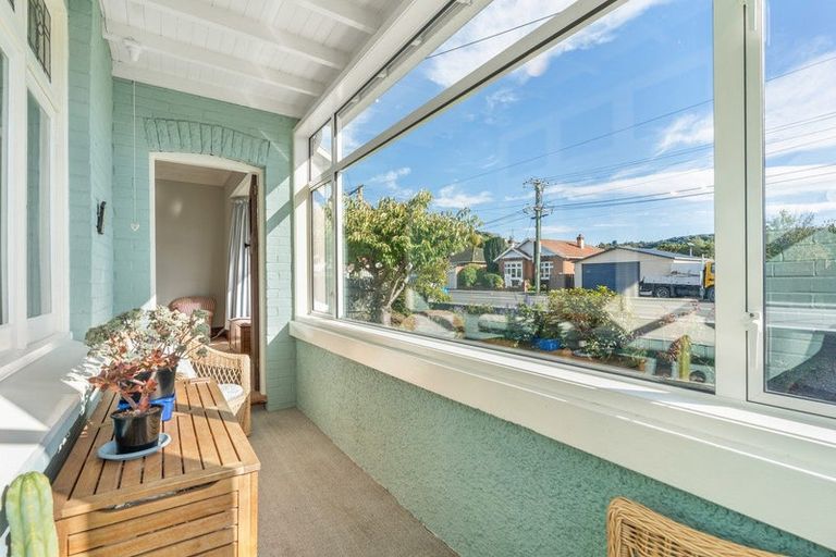 Photo of property in 265 Macandrew Road, Forbury, Dunedin, 9012