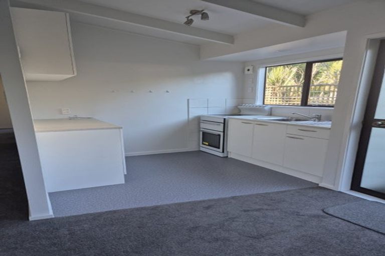 Photo of property in 171 Motutara Road, Muriwai, Waimauku, 0881