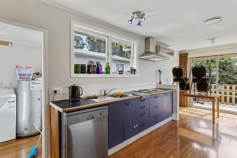 Photo of property in 41a Glengarry Road, Glen Eden, Auckland, 0602