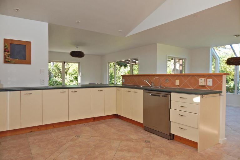 Photo of property in 211 Rangitane Road, Kerikeri, 0294