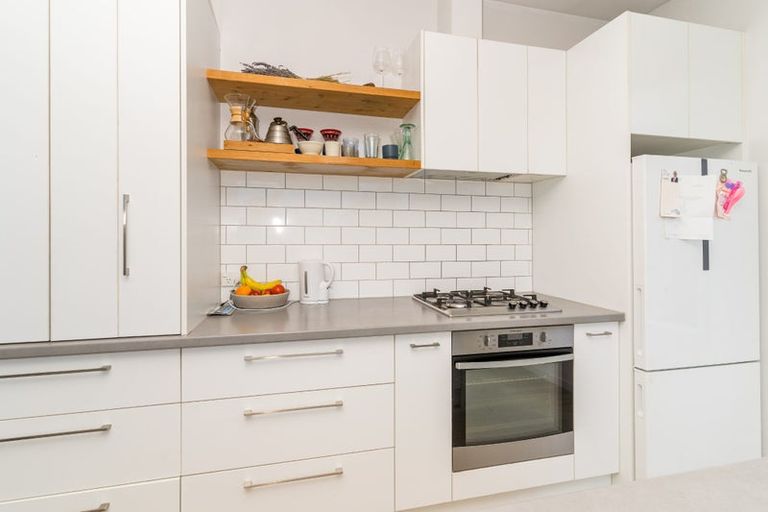 Photo of property in 17 Peel Street, Mornington, Dunedin, 9011