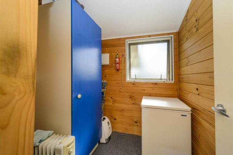 Photo of property in Build Inn, 1942 Parewanui Road, Parewanui, Bulls, 4894