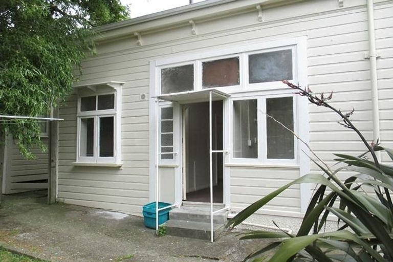 Photo of property in 3 Paterson Street, Mount Victoria, Wellington, 6011