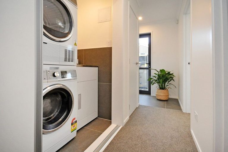 Photo of property in 25/1 Scott Road, Hobsonville, Auckland, 0616