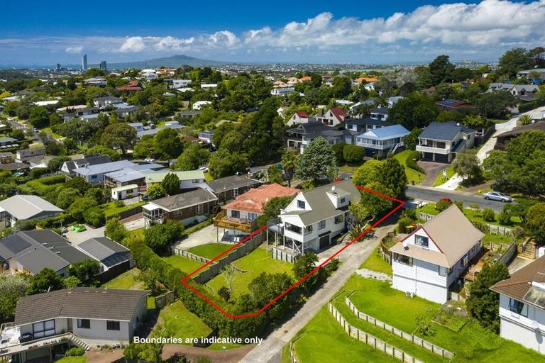 Photo of property in 83 Alton Avenue, Hillcrest, Auckland, 0627