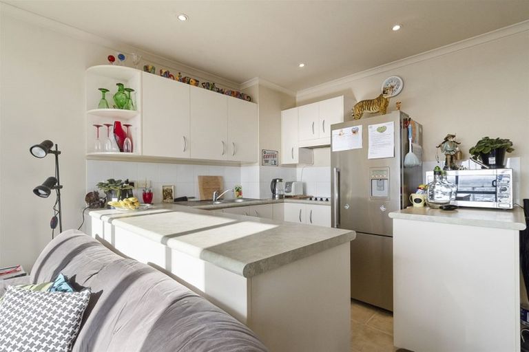 Photo of property in The Rennaissance, 16e/18 Ronwood Avenue, Manukau, Auckland, 2104